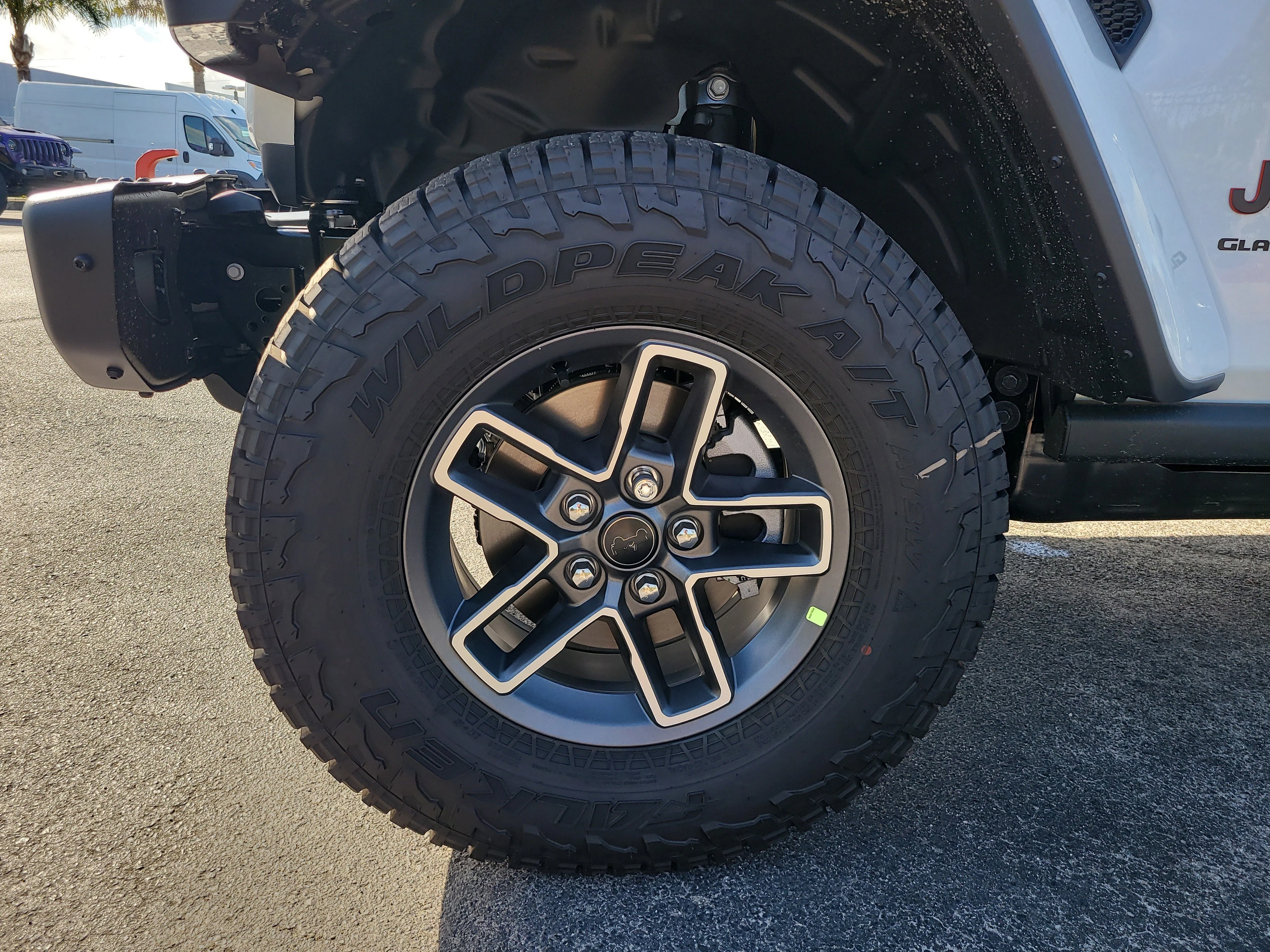 New 2026 Bright White Clearcoat Jeep Mojave X image 10