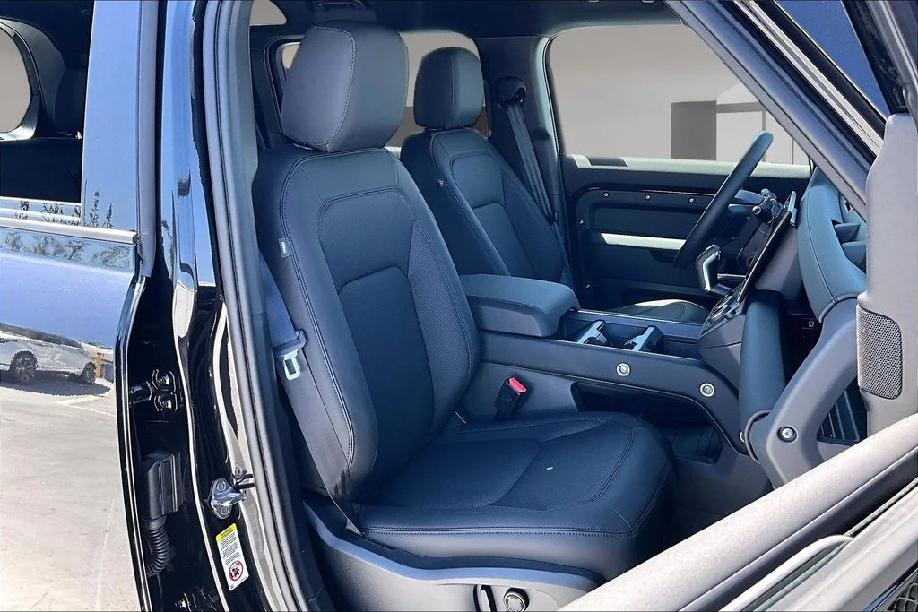 New 2026 Black Land Rover S image 11