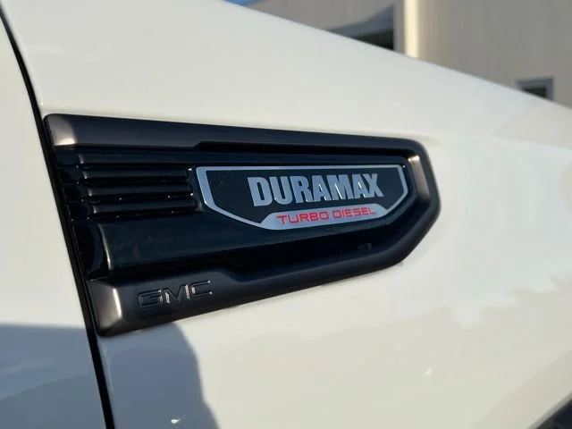 New 2026 Summit White GMC AT4X image 33