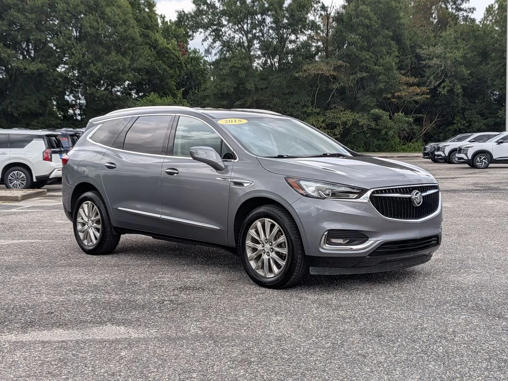 Used 2018 Gray Buick Essence image 7