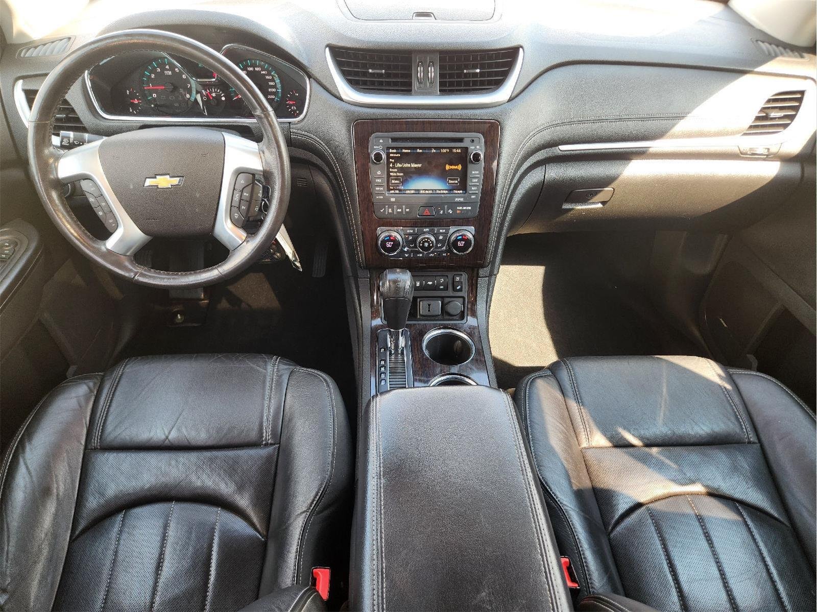 Used 2015 White Chevrolet LTZ image 27