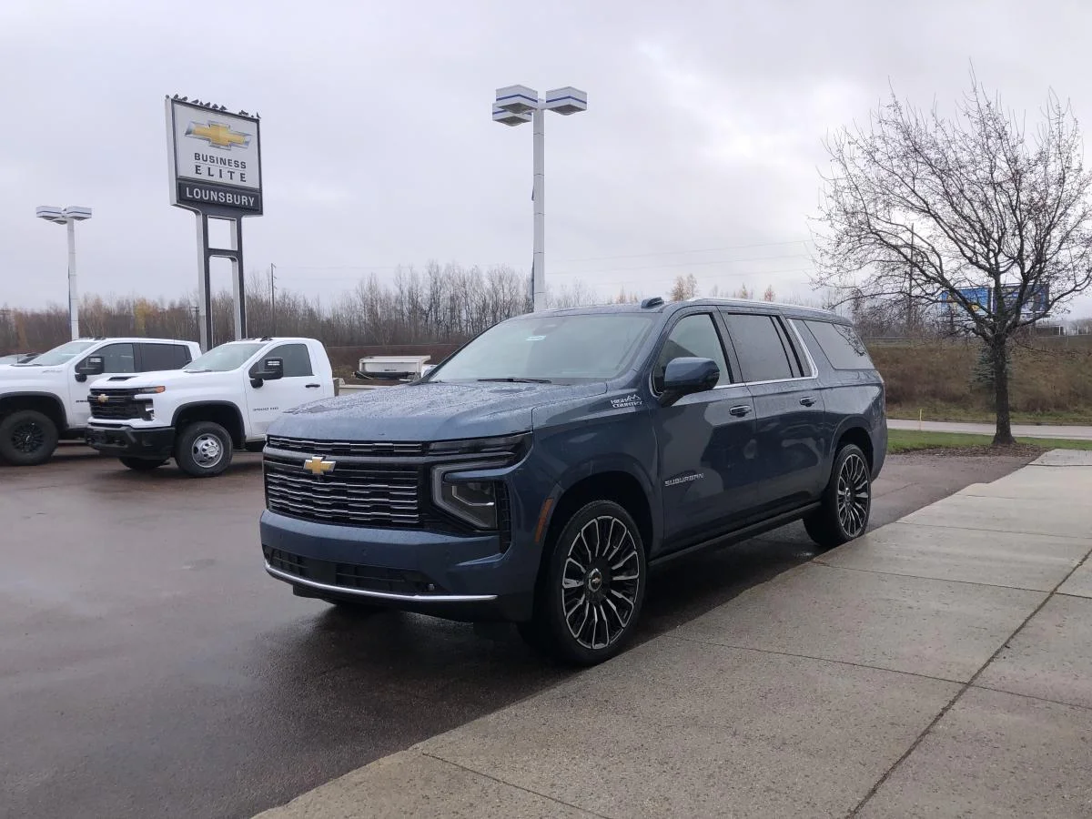 New 2026 Blue Chevrolet 4WD 4dr High Country image 4