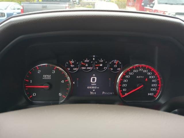 Used 2015 Summit White GMC  image 16