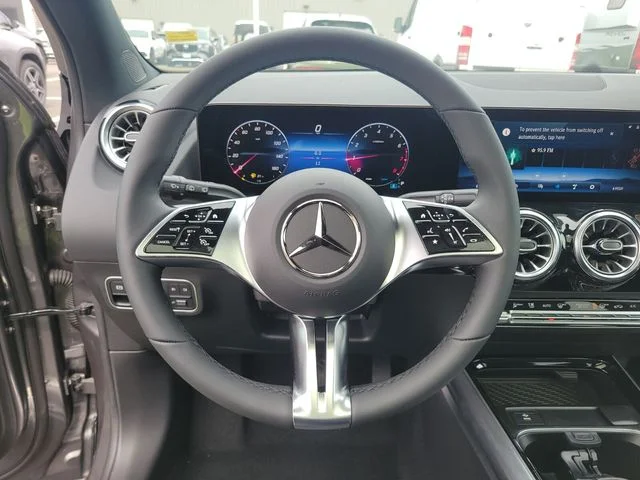 Used 2026 Gray Mercedes-Benz GLA 250 image 30