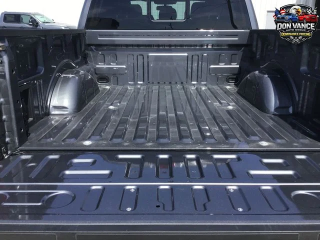 New 2026 Carbonized Gray Metallic Ford XLT image 23