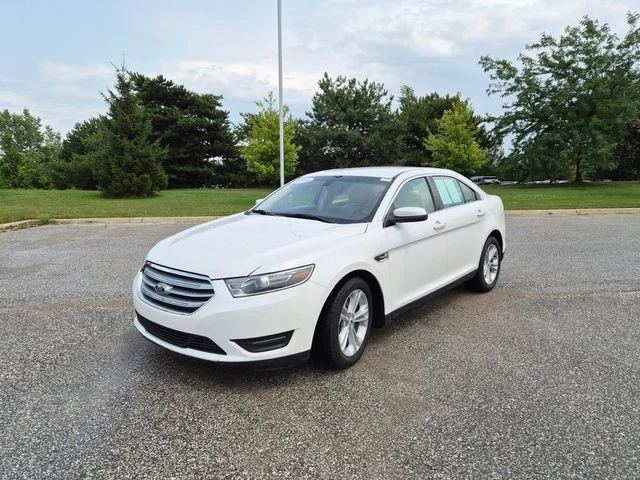 2018 Ford Taurus SEL