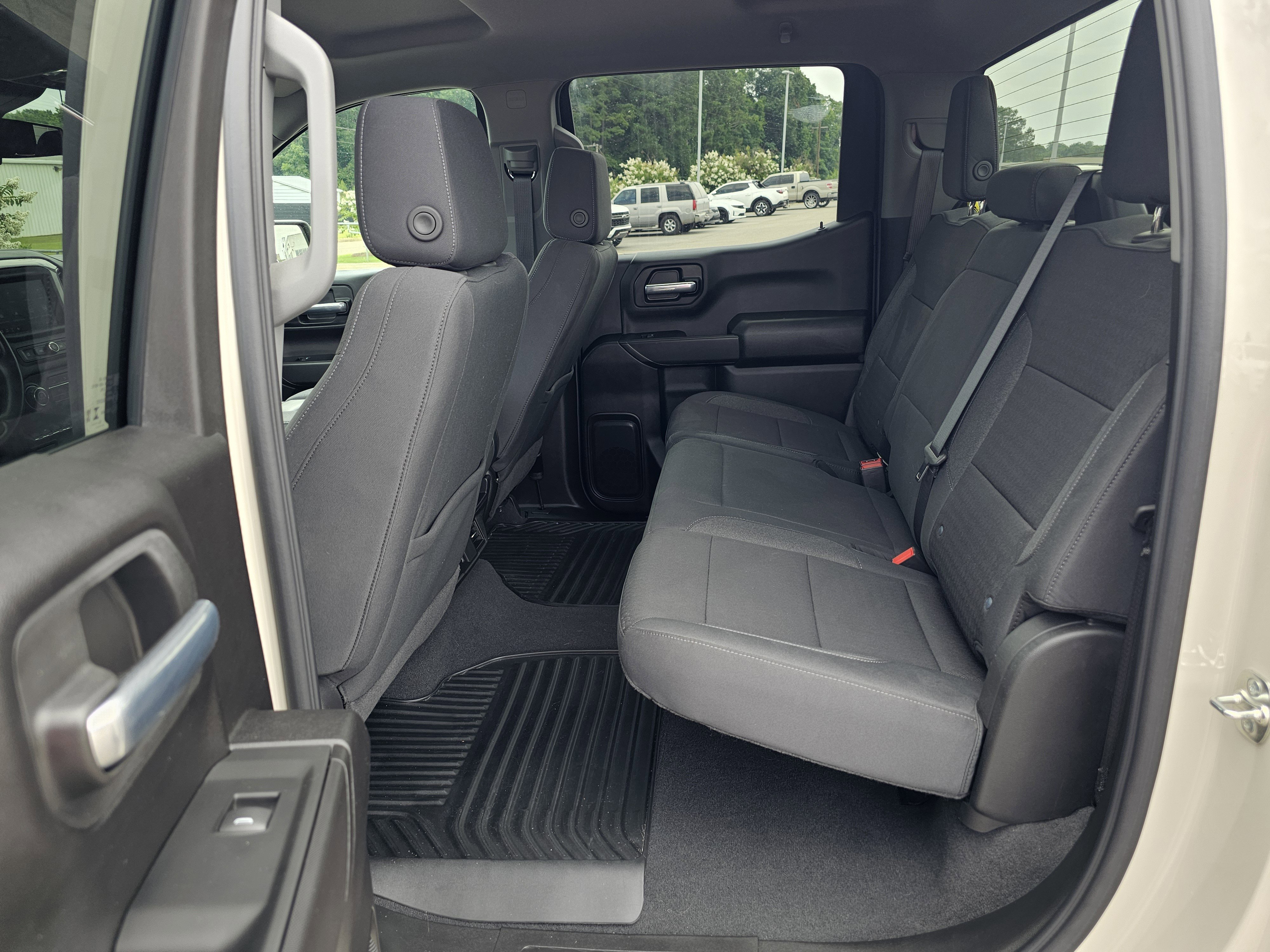 Used 2026 White Sands Chevrolet Custom image 31