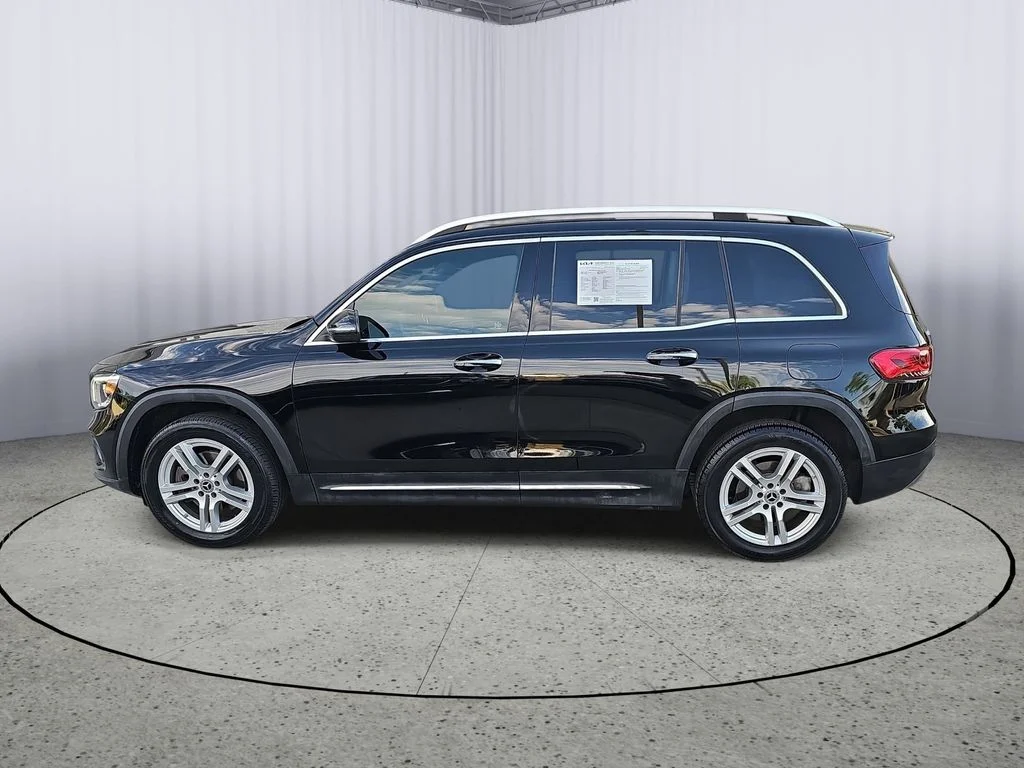 Used 2021  Mercedes-Benz GLB 250 image 6