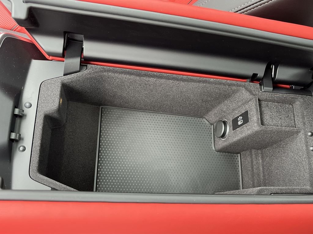 2026 BMW 8 Series 840i - Photo 21