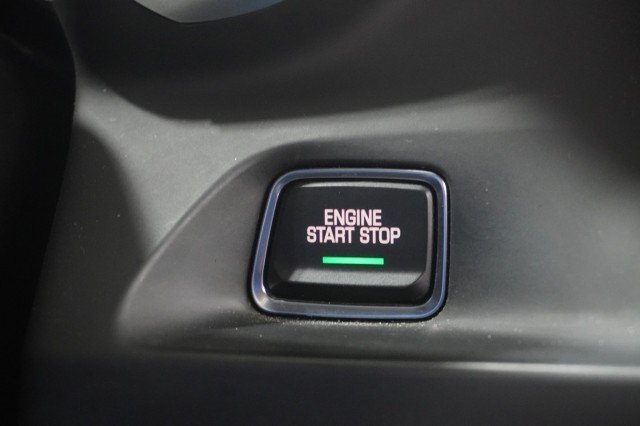 Used 2021  Chevrolet 1LS image 25