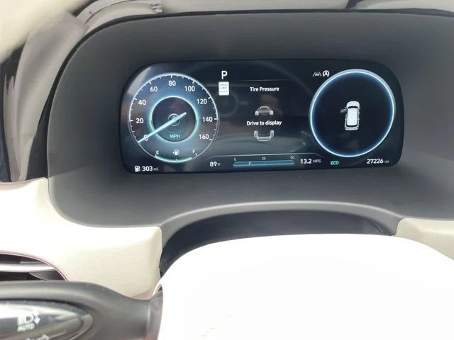 Used 2024 Gray Hyundai Calligraphy image 12