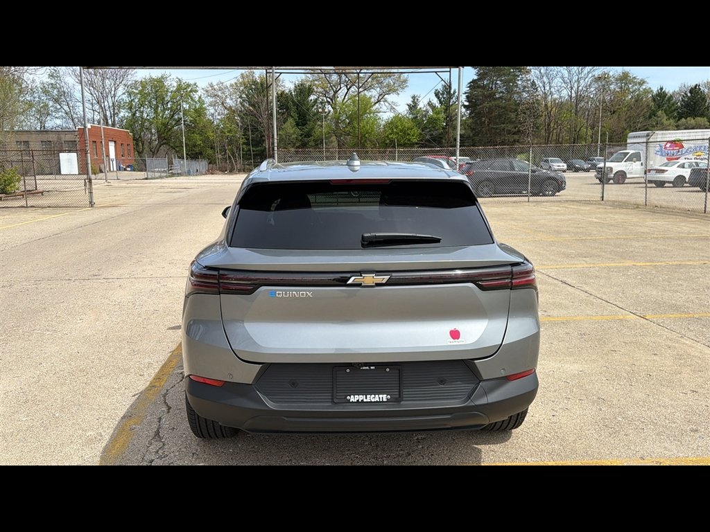 2026 Chevrolet Equinox EV 2LT - Photo 30