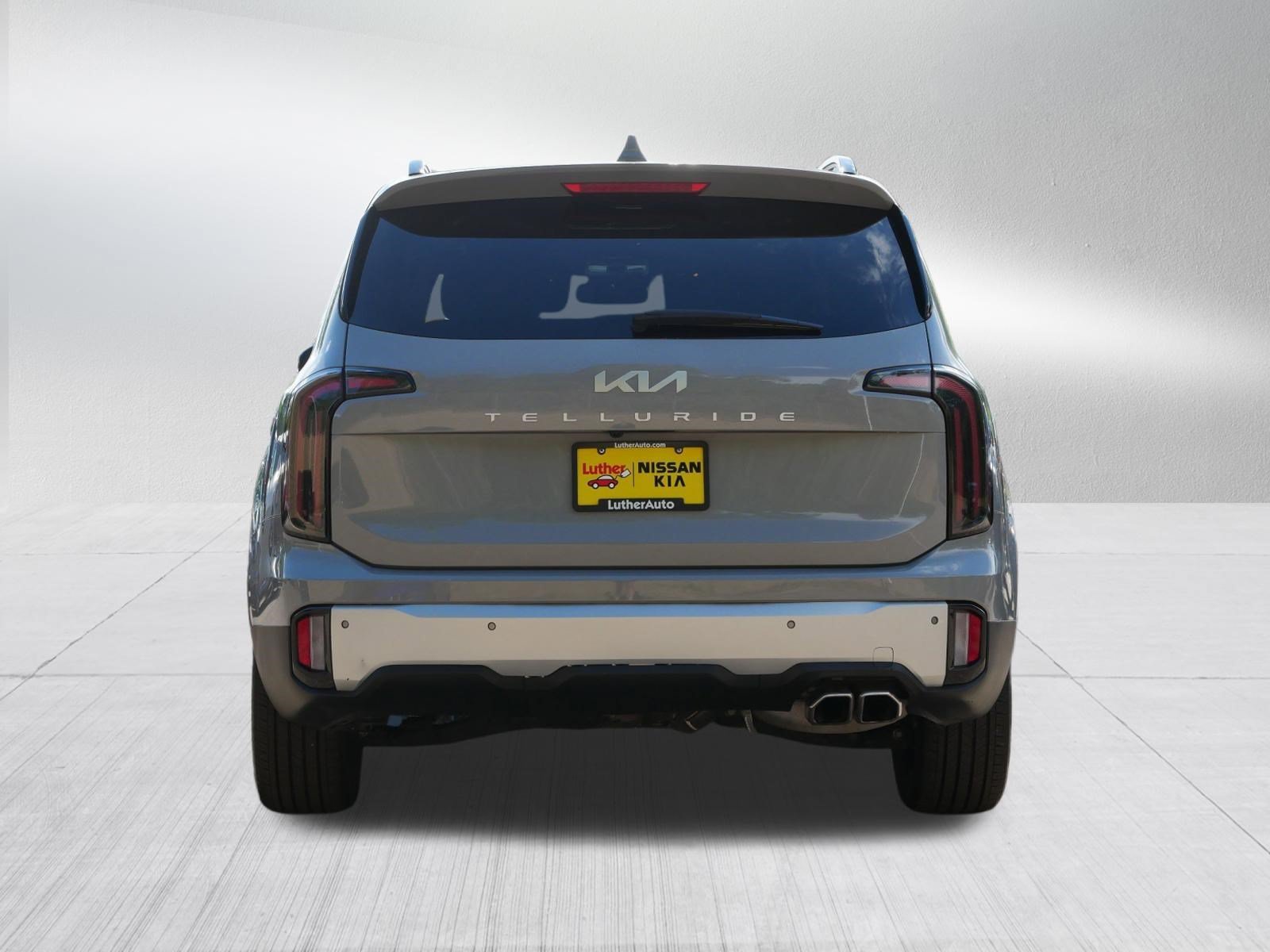 Certified Used 2023 Wolf Gray Kia SX X-Line image 6