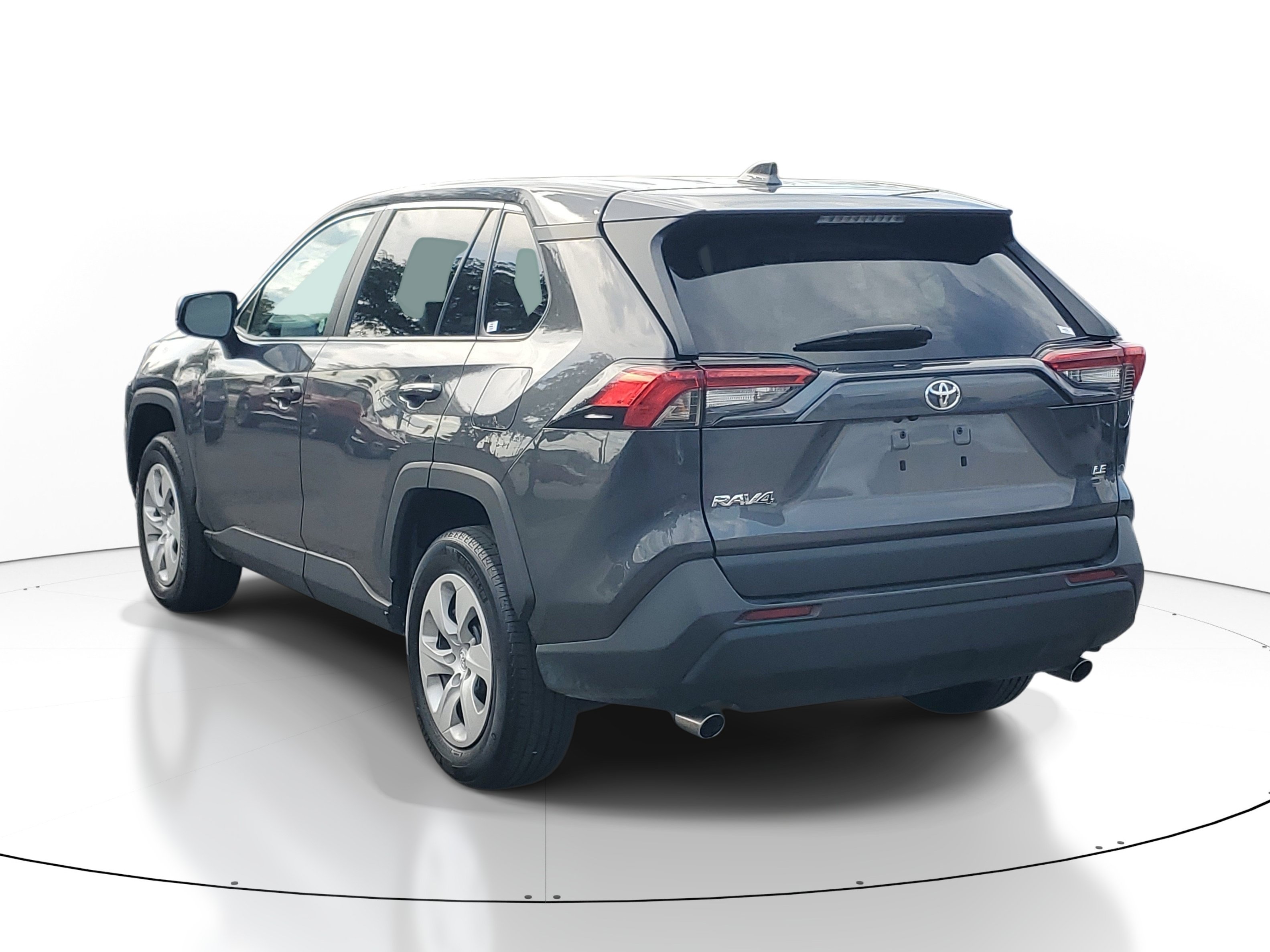Used 2025  Toyota LE image 2