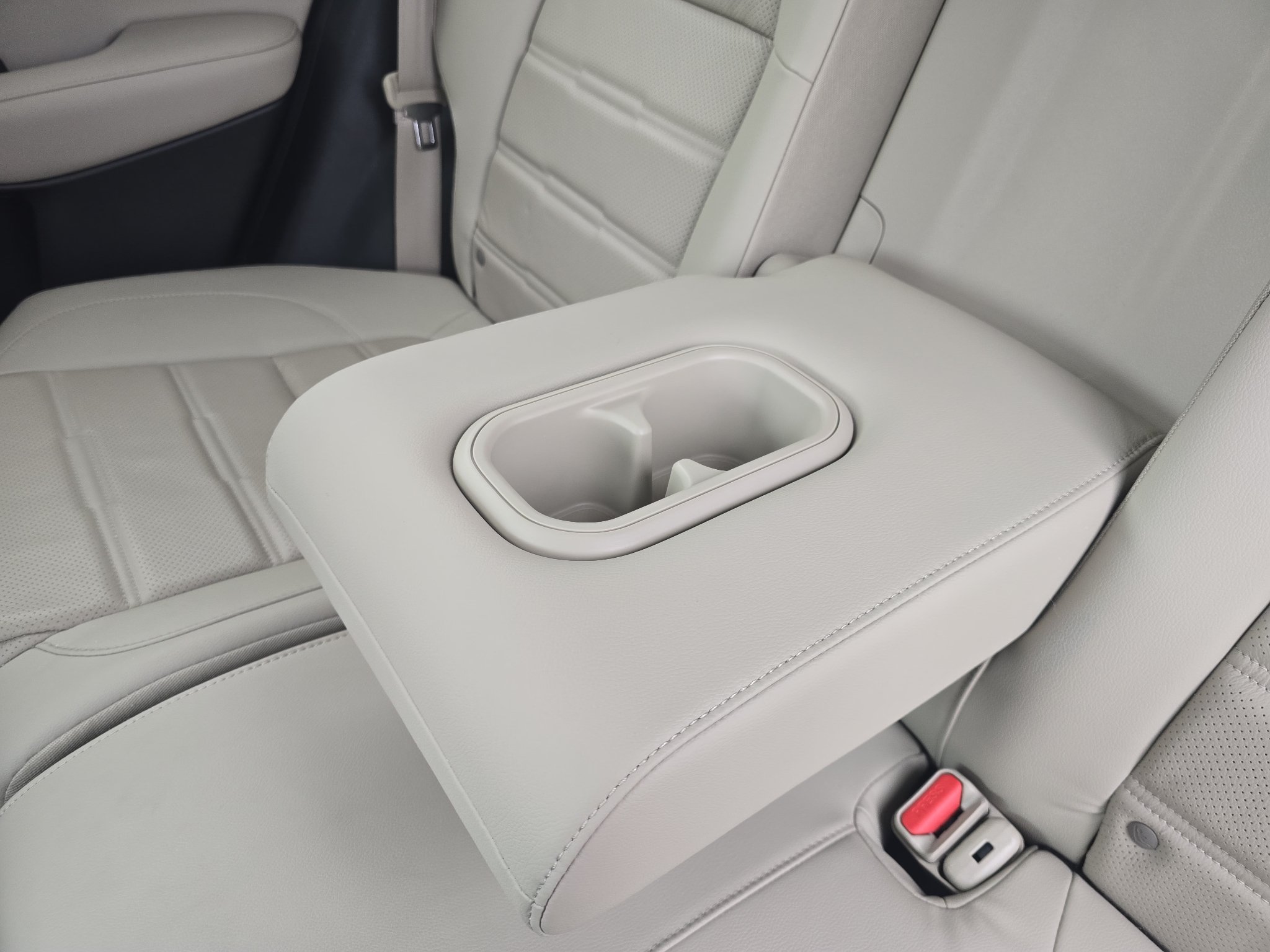 Used 2021 Platinum White Pearl Honda Touring image 30
