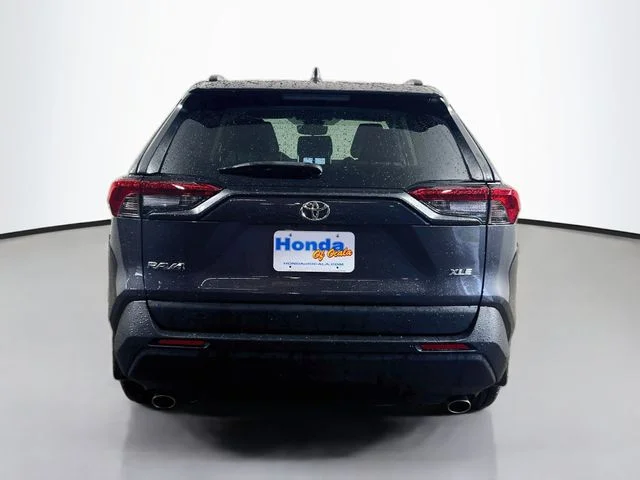 Used 2024 Magnetic Gray Metallic Toyota XLE Premium image 22