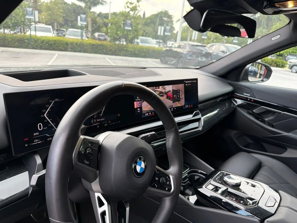 Used 2026 Dark Graphite BMW 530i xDrive image 21