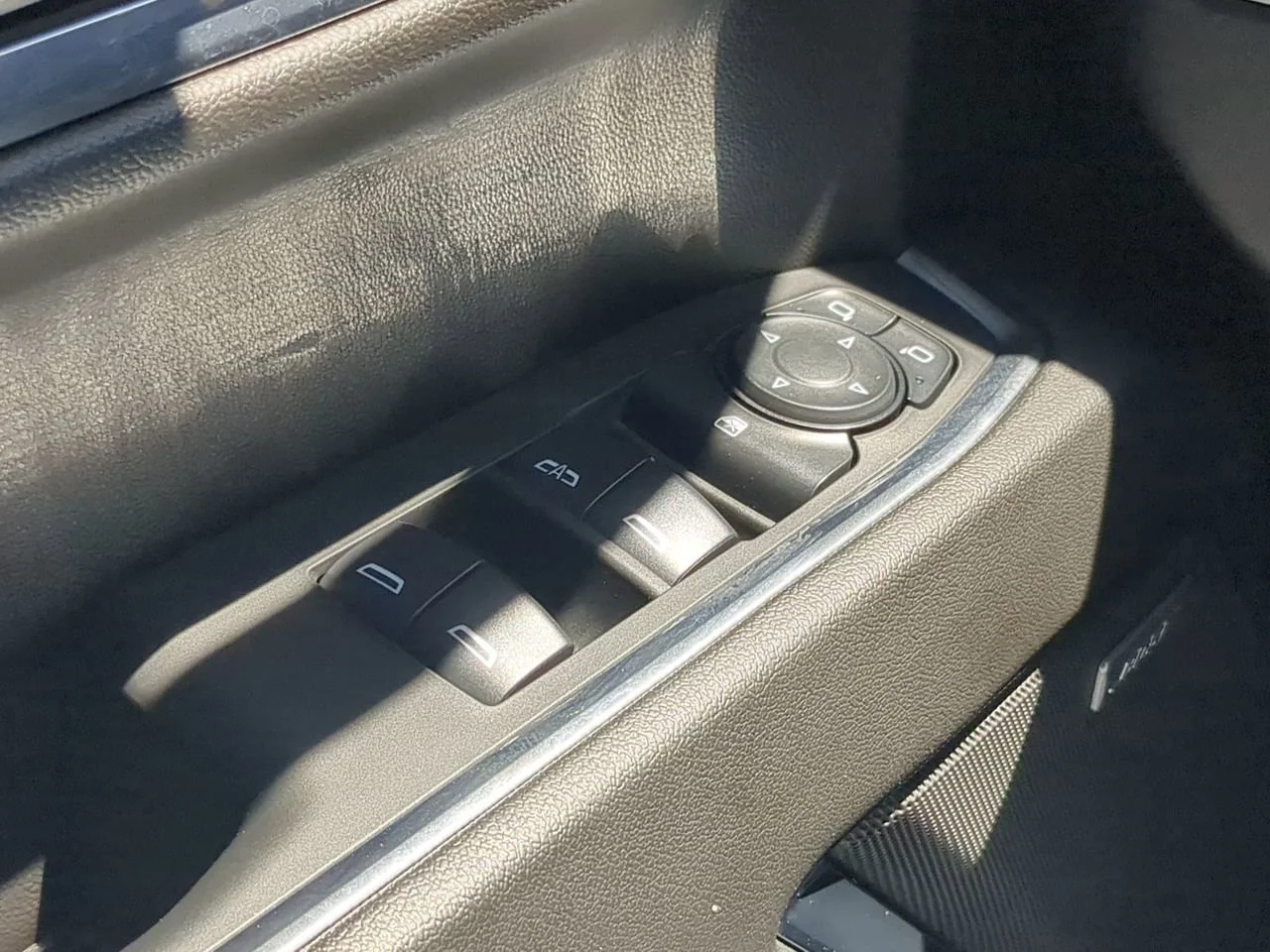 2024 GMC Sierra 1500 Elevation - Photo 23