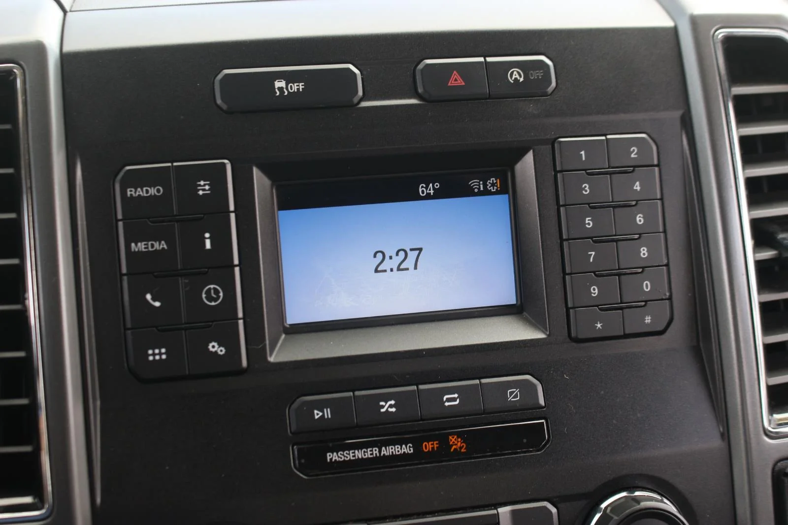 Used 2018 Grey Ford XL image 21