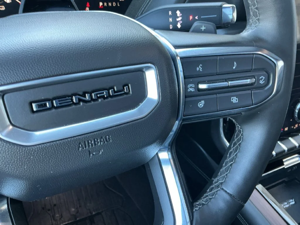 Certified Used 2025 Onyx Black GMC Denali image 19