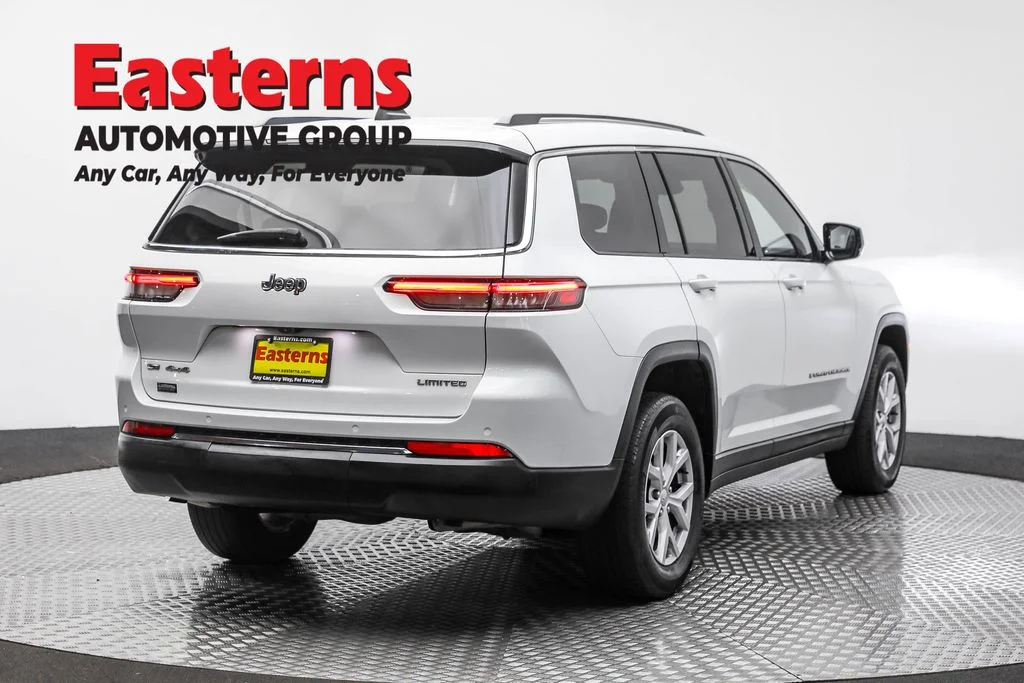 Used 2021 White Jeep Limited image 5
