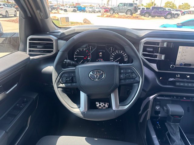 2025 Toyota Tundra SR5 - Photo 16