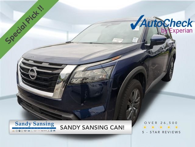2025 Nissan Pathfinder SV 2WD's photo