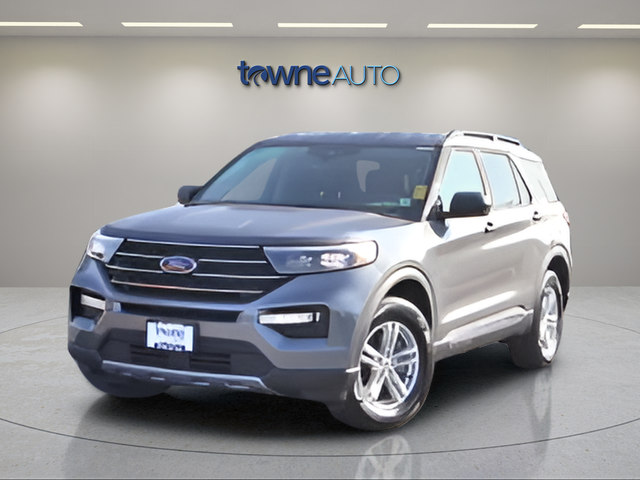 Used 2023 Gray Ford XLT image 2