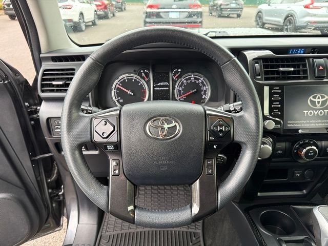 2020 Toyota 4Runner Off-Road - Photo 20