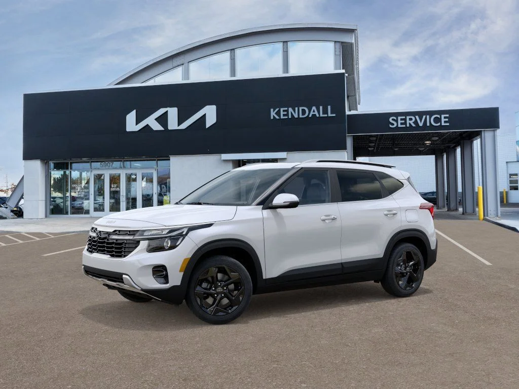 New 2026 Snow White Pearl Kia EX image 3