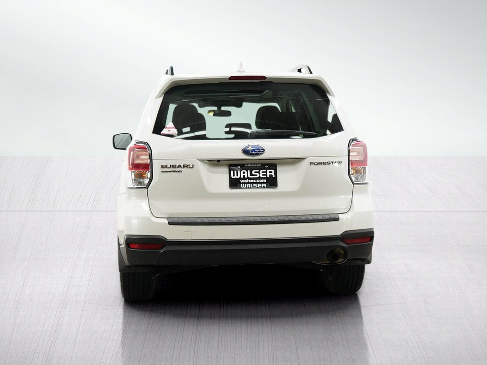 Used 2018 Crystal White Pearl Subaru 2.5i Premium image 4