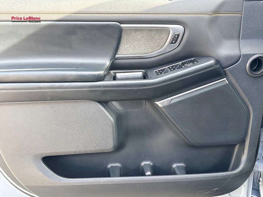 Used 2025 Stone Blue Ford Tremor image 18