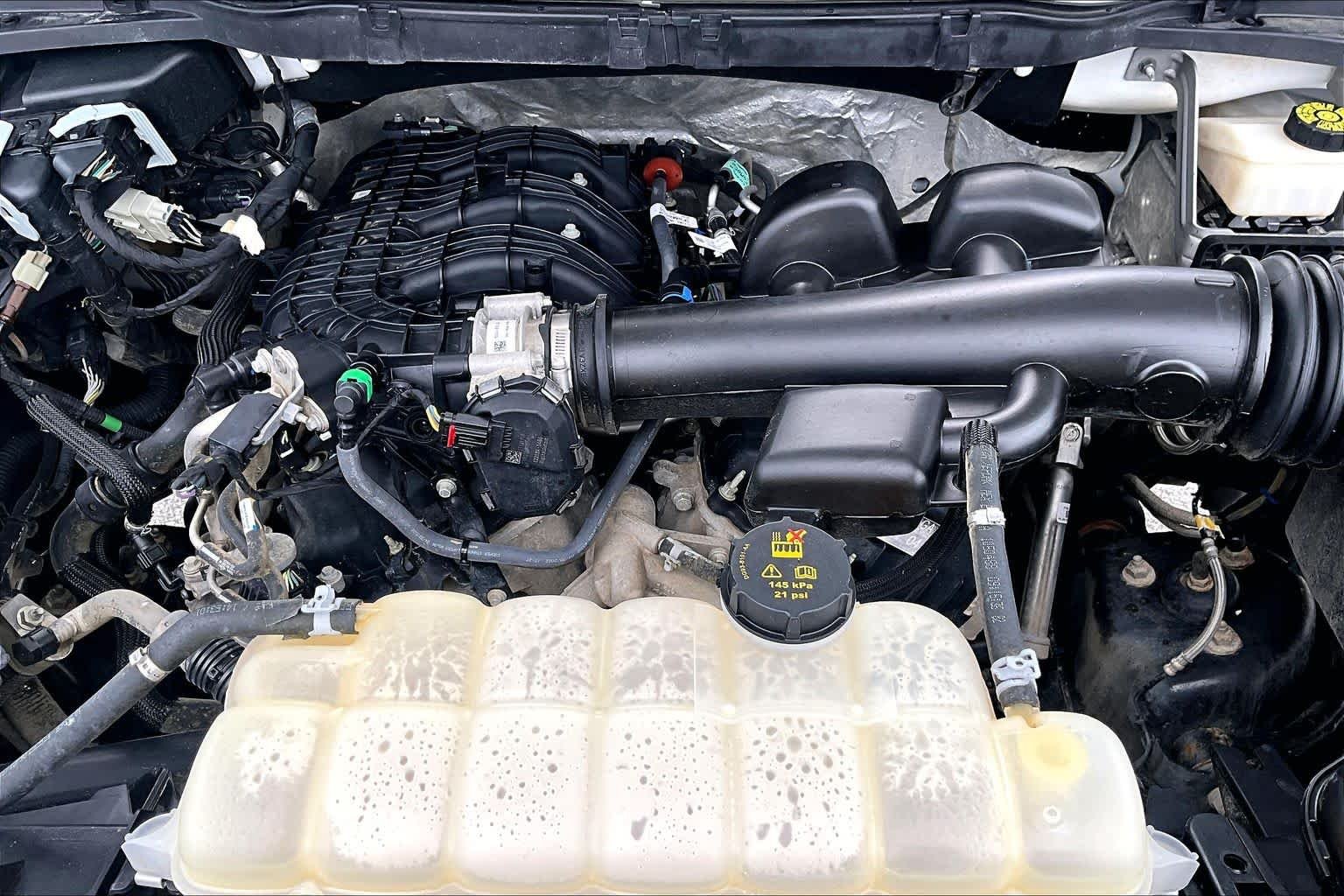 Used 2022 Oxford White Ford XL image 33