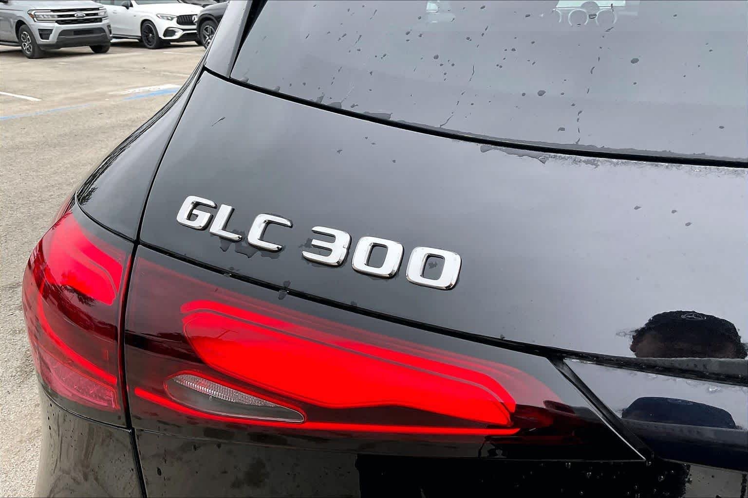 New 2026 Obsidian Black Metallic Mercedes-Benz GLC 300 image 6