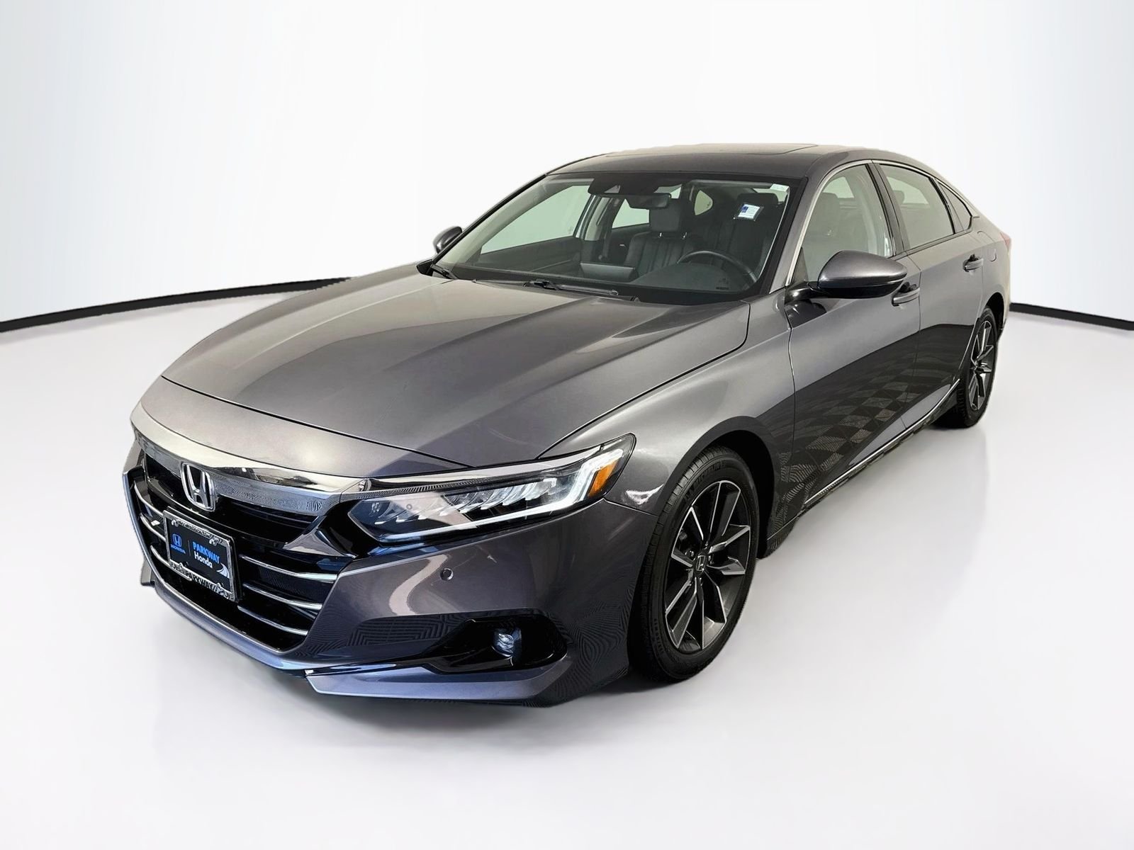 Used 2021  Honda EX-L image 3