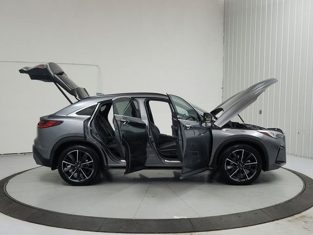 Used 2025 Gray INFINITI ESSENTIAL image 16