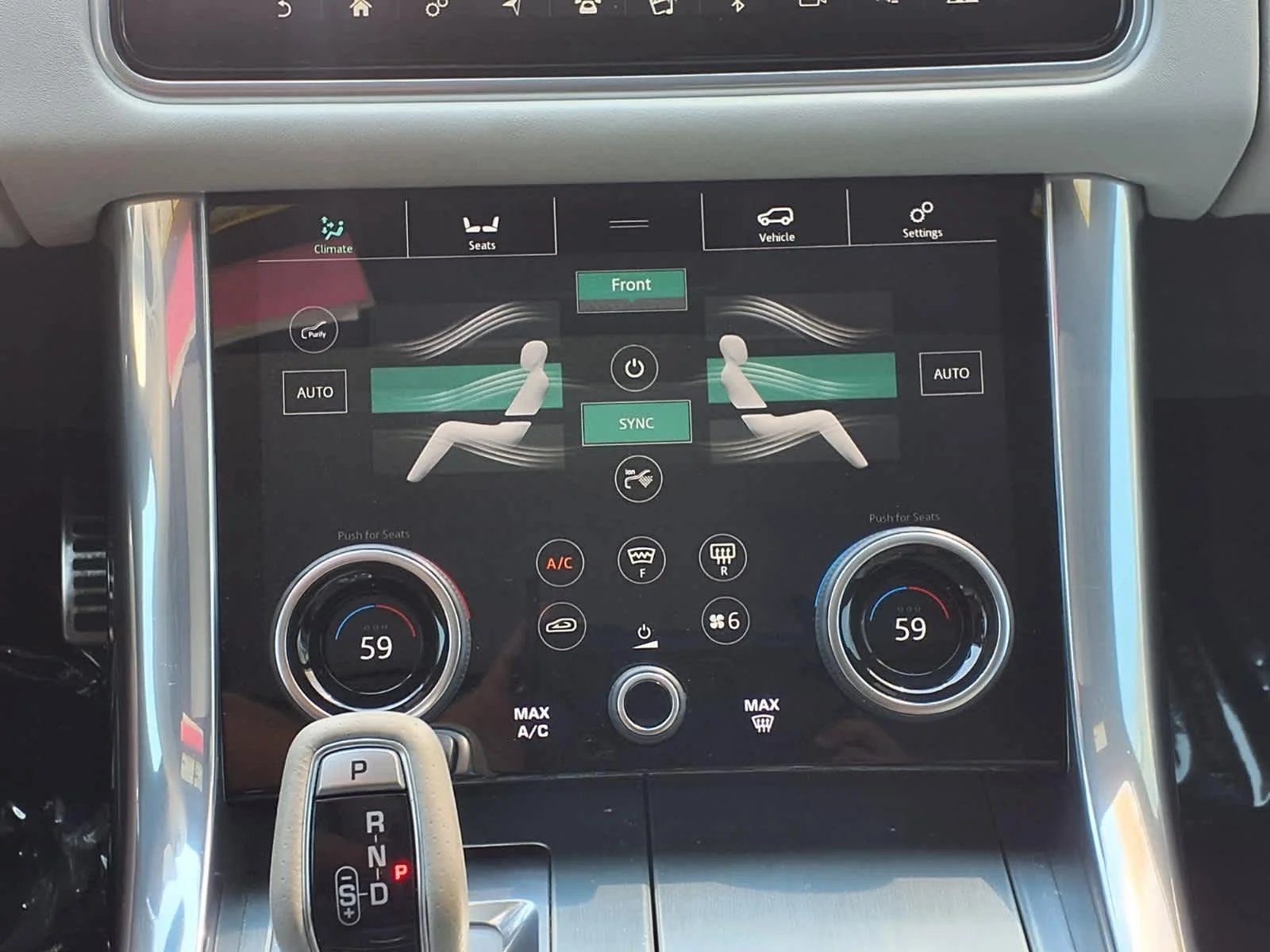 Used 2022 Fuji White Land Rover SVR image 19