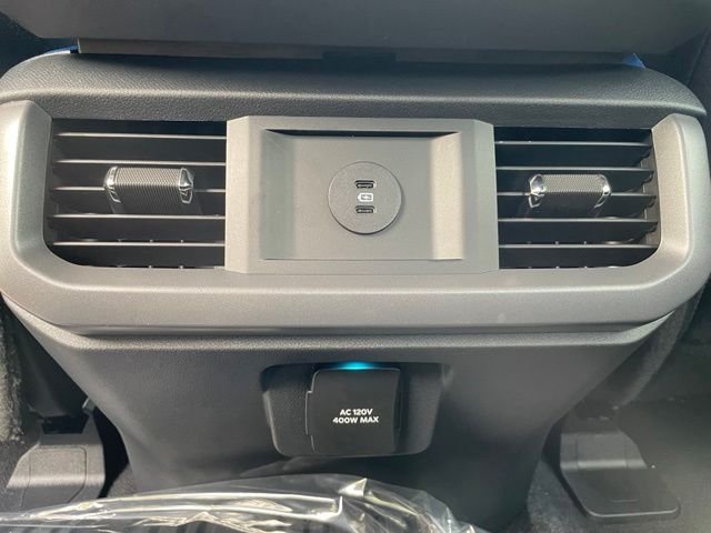 New 2026 CARBONIZED GRAY Ford XLT image 46