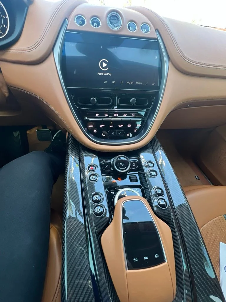 Used 2024 Green Aston Martin 707 image 3