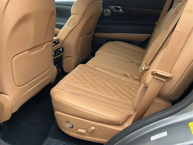 Used 2024 Silver Genesis 3.5T image 12