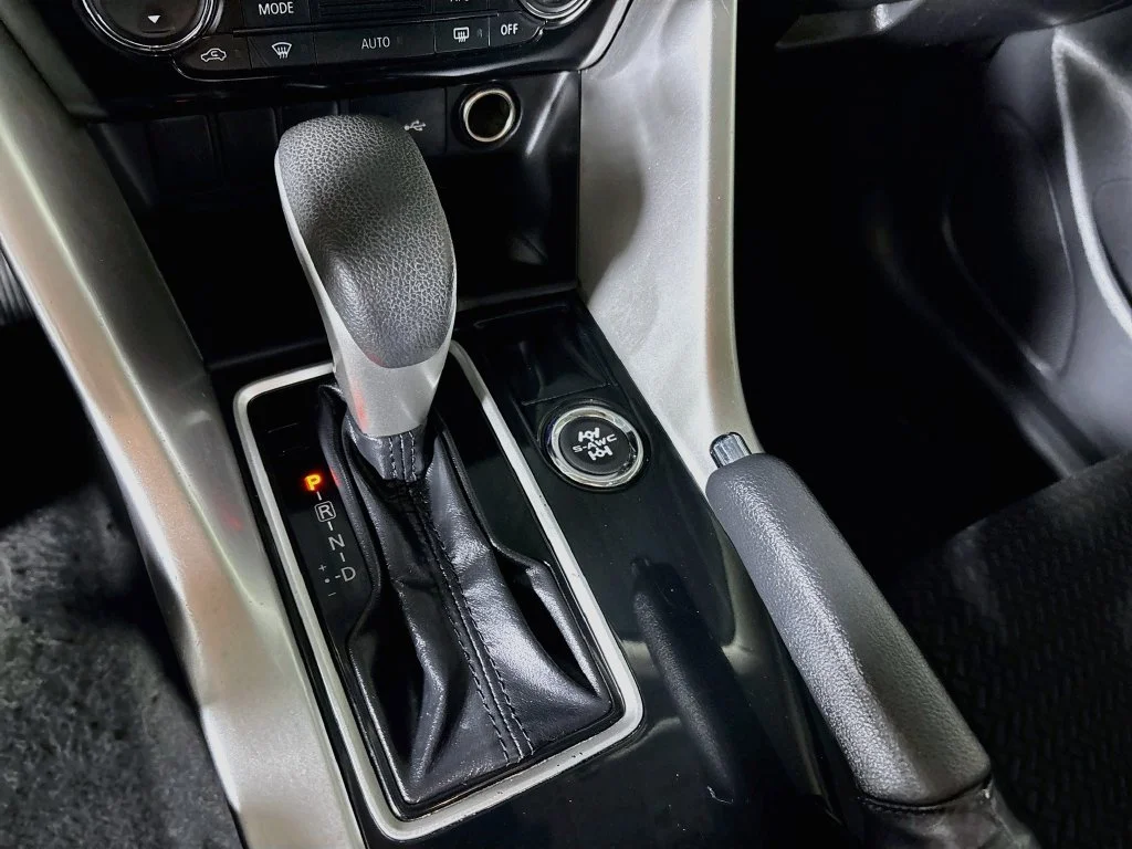 Used 2019 Brown Mitsubishi ES image 17