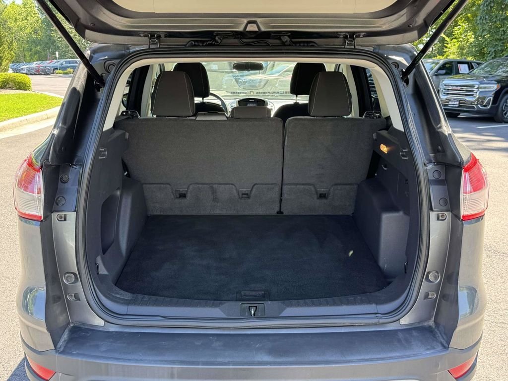 Used 2013 Gray Ford SE image 15