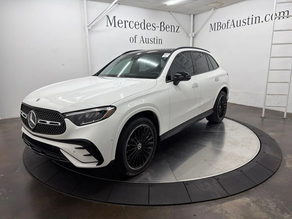 Certified Used 2026 White Mercedes-Benz GLC 300 image 3