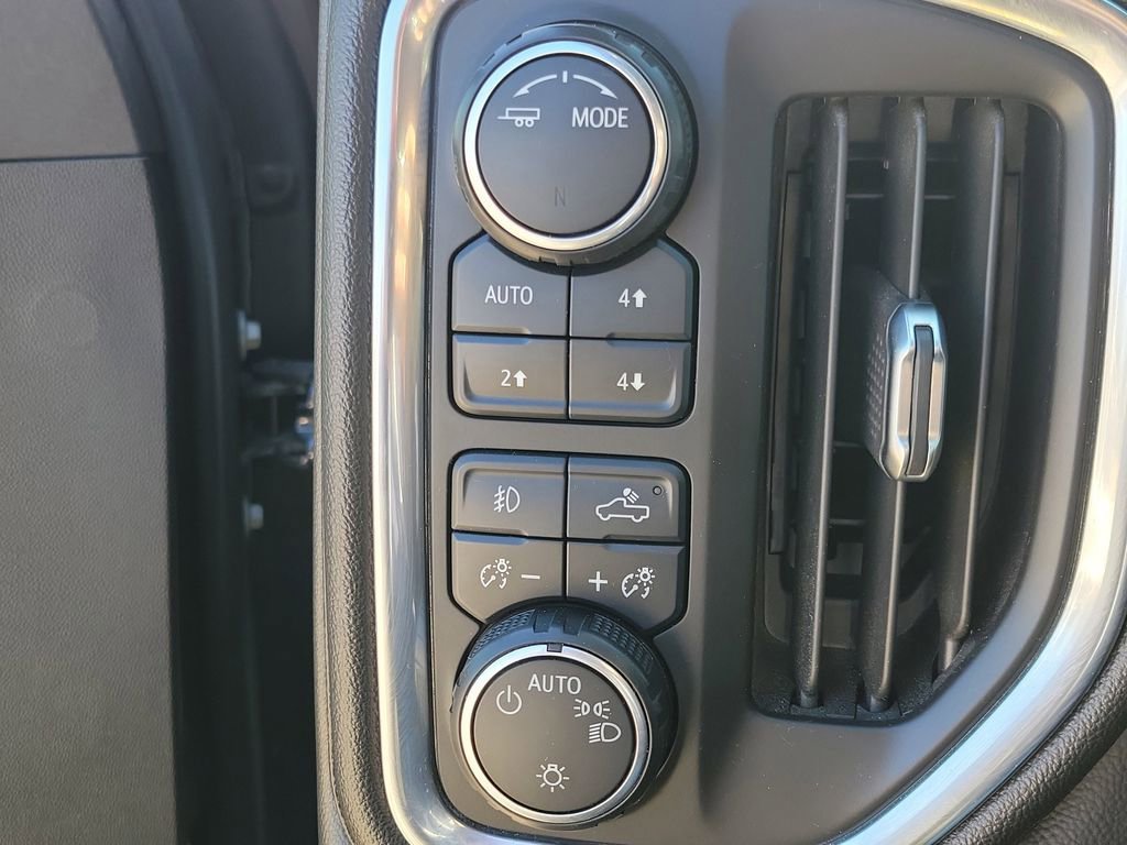 2021 Chevrolet Silverado 1500 RST - Photo 20