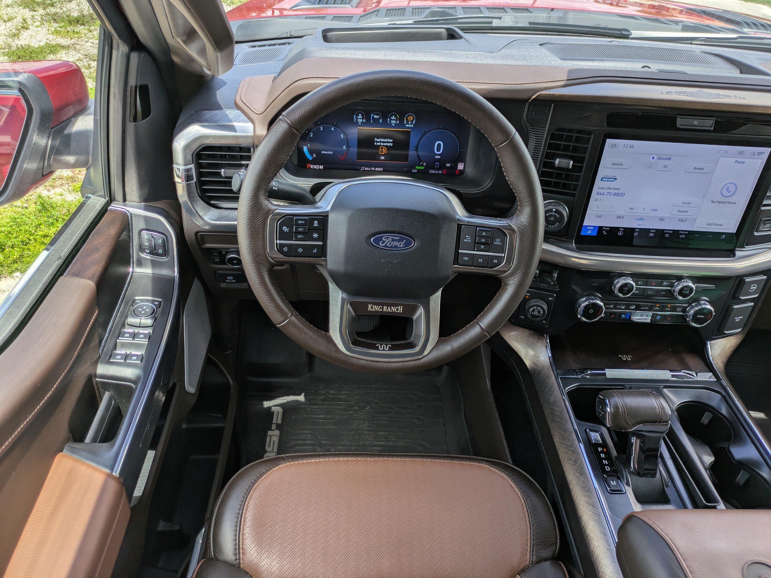 Used 2025  Ford King Ranch image 15