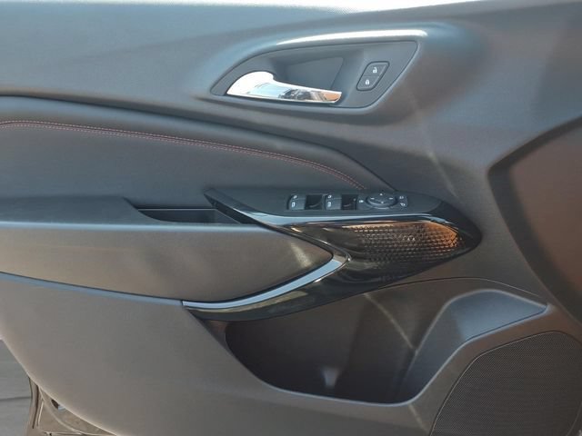New 2026 Mosaic Black Metallic Chevrolet 2RS image 13