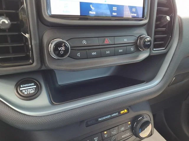 Used 2022 Gray Ford Badlands image 25