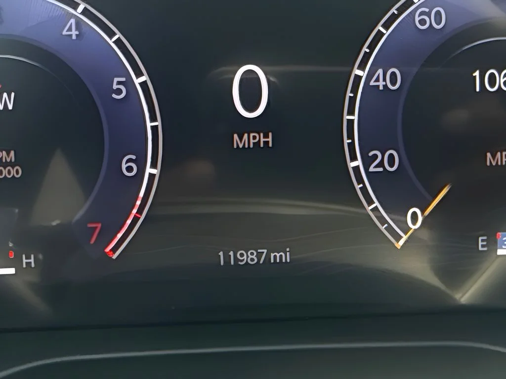 Used 2025 Gray Jeep Limited image 23