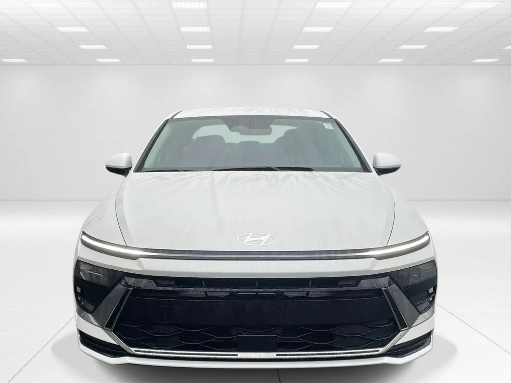 New 2026 White Hyundai SEL Sport image 2
