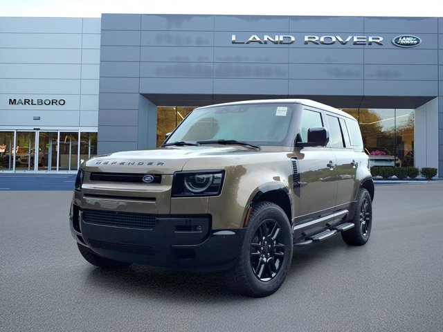 2026 Land Rover Defender 110 X-Dynamic SE